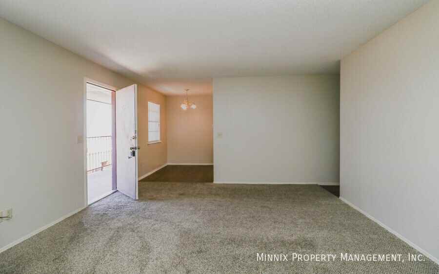 500 4th Ave #21 - Photo 7 of 27