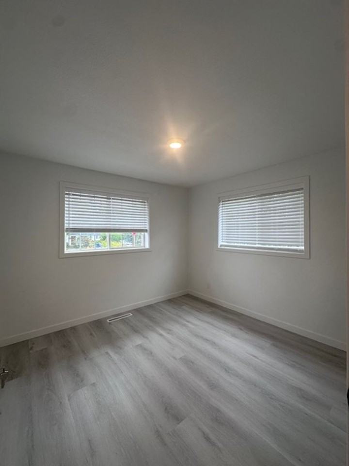 3800 Ne 7th St - Photo 5 of 12