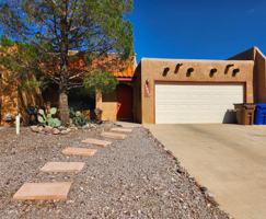 featured image of 2082 Pinecone Way