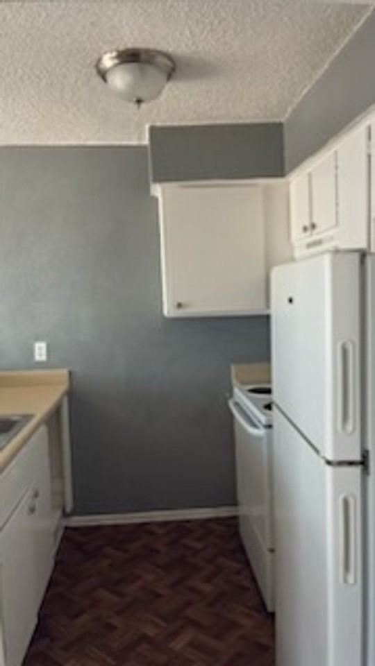 Spanish Village Apartments - Photo 3 of 9