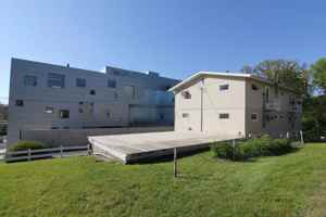 featured image of 119 River St