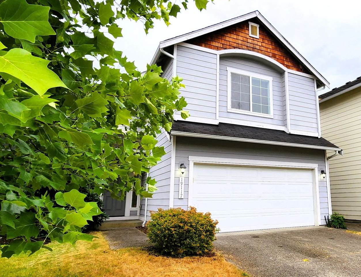 19117 97th Avenue Ct E - Photo 2 of 21