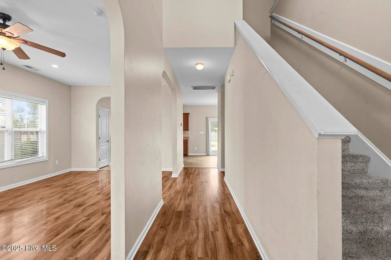 209 Merin Height Rd - Photo 3 of 28