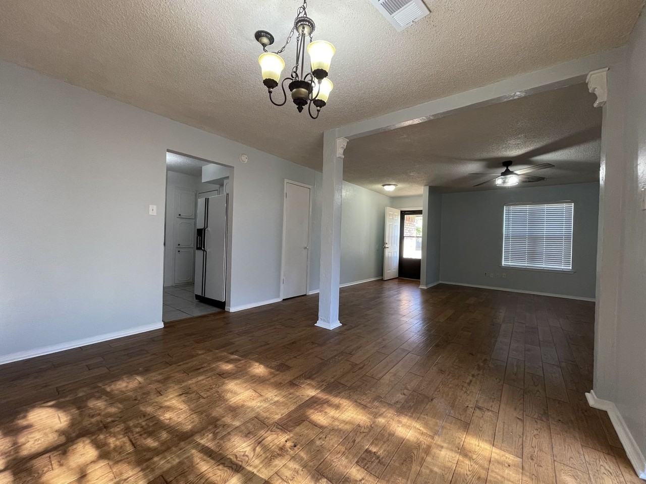 3909 Eastridge Dr - Photo 6 of 21