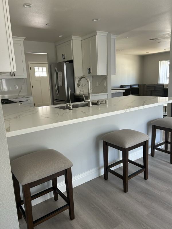 708 Church St - Photo 2 of 8