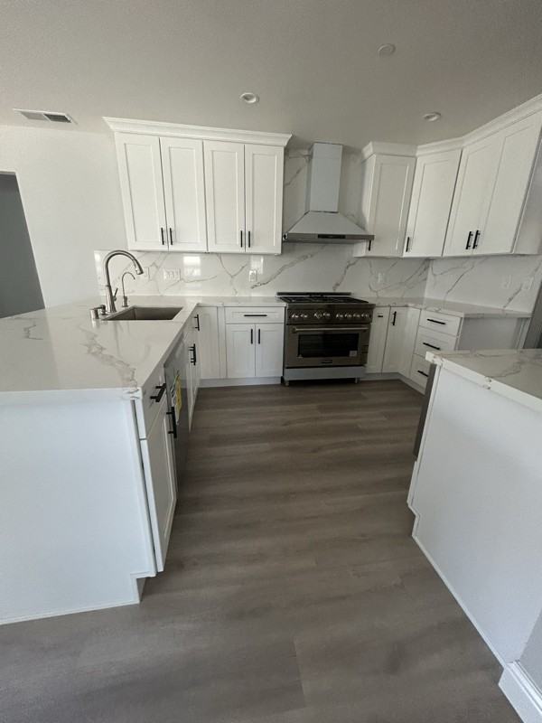 708 Church St - Photo 3 of 8