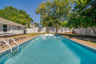 1622 Hillwood Dr - Photo 1 of 1