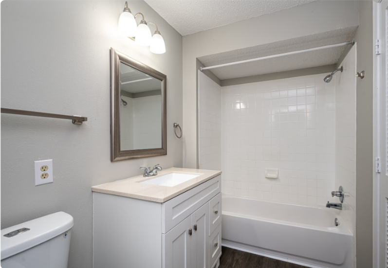 2121 Lobdell Blvd #H21 - Photo 7 of 14