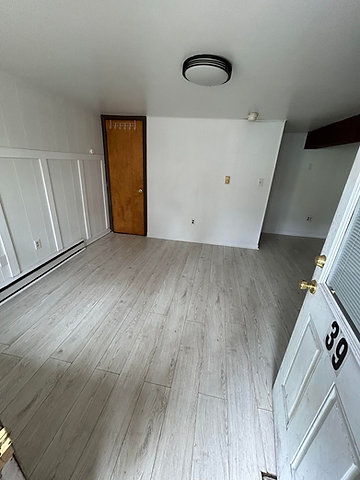 39 Stoyer St - Photo 2 of 6