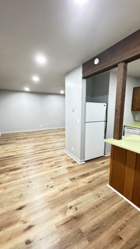 821 E Wayne Ave #23 - Photo 2 of 6