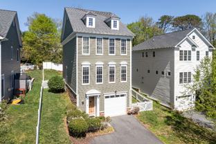 545 Summerford Ln - Photo 1 of 1