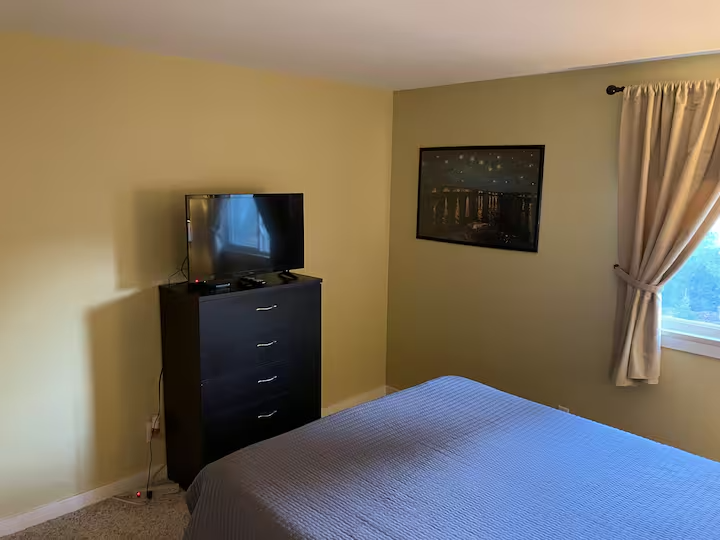 6852 S High St - Photo 2 of 12