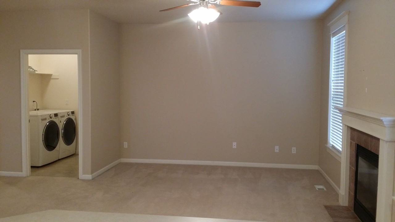 2777 Nina Pl - Photo 2 of 14