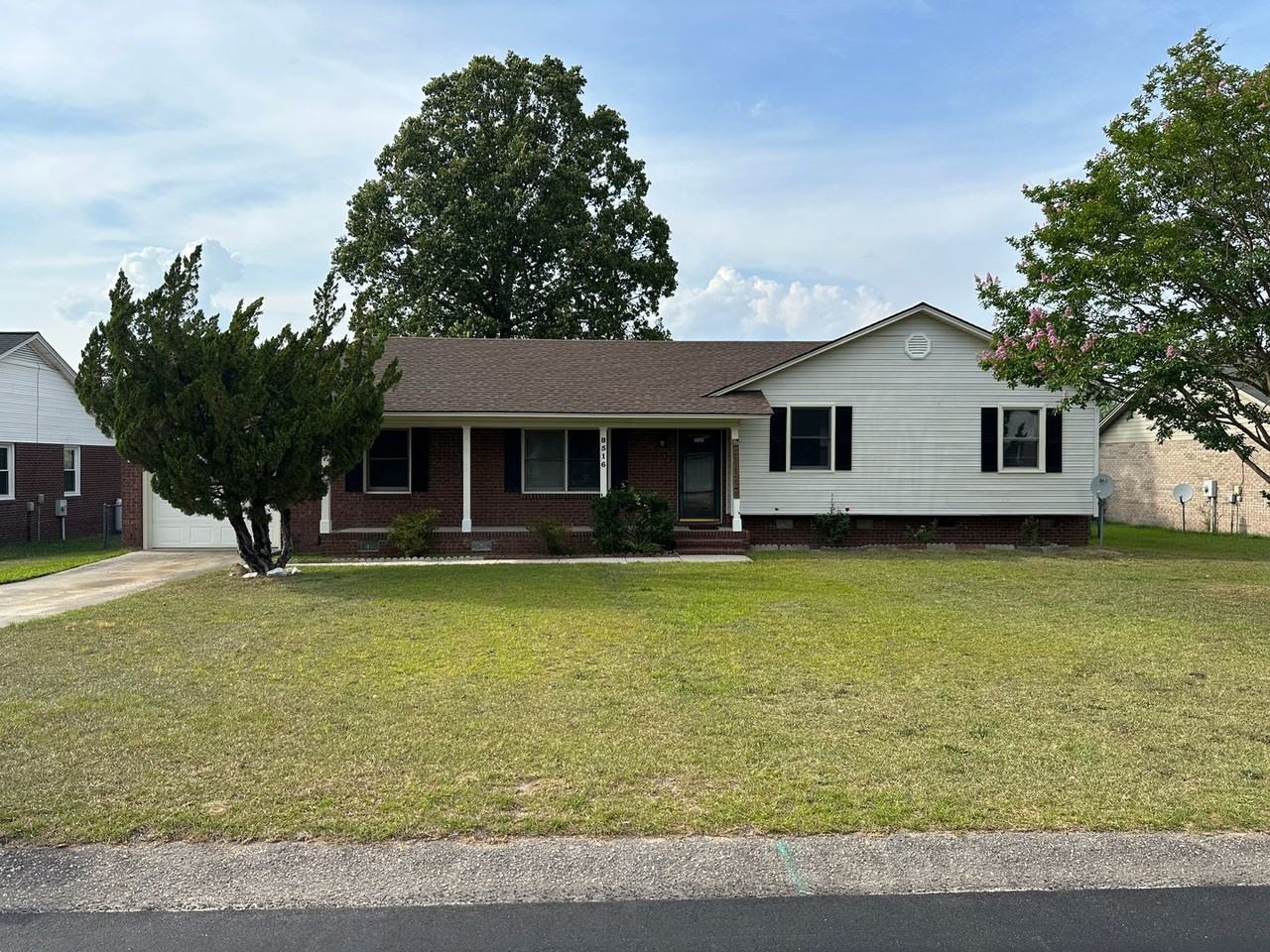 8516 Amish Dr - Photo 2 of 37