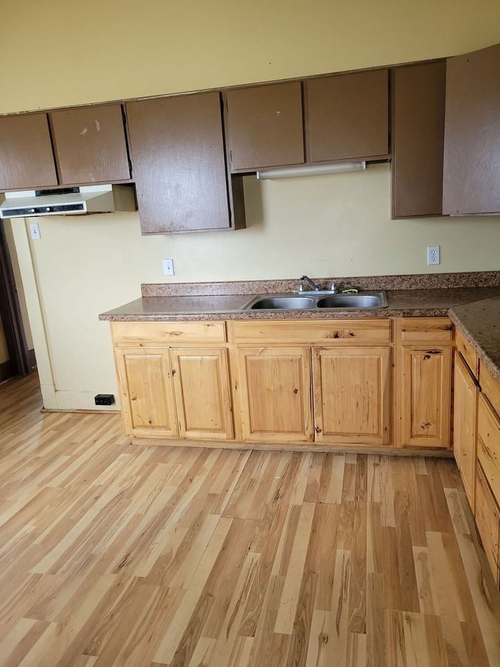 301 West Blvd - Photo 2 of 14