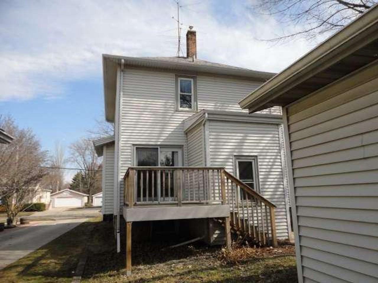336 Doty St - Photo 3 of 6