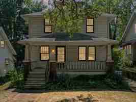 featured image of 577 Eastland Ave