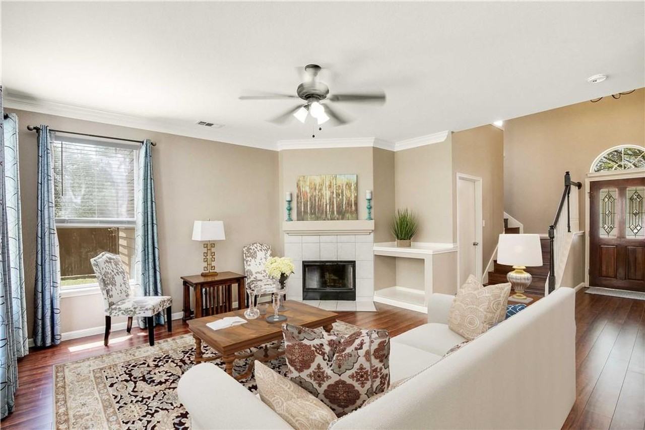 1102 Deer Horn Cv - Photo 2 of 17