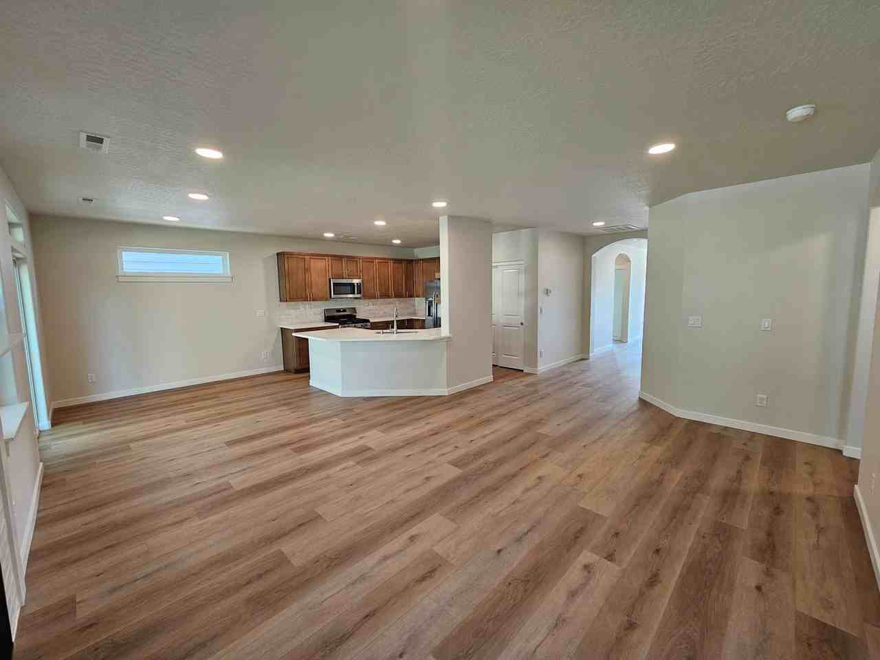 2220 W Jay Ave - Photo 3 of 25