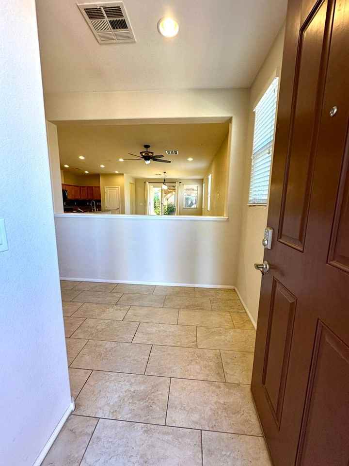 703 Shiva Street - Photo 2 of 33