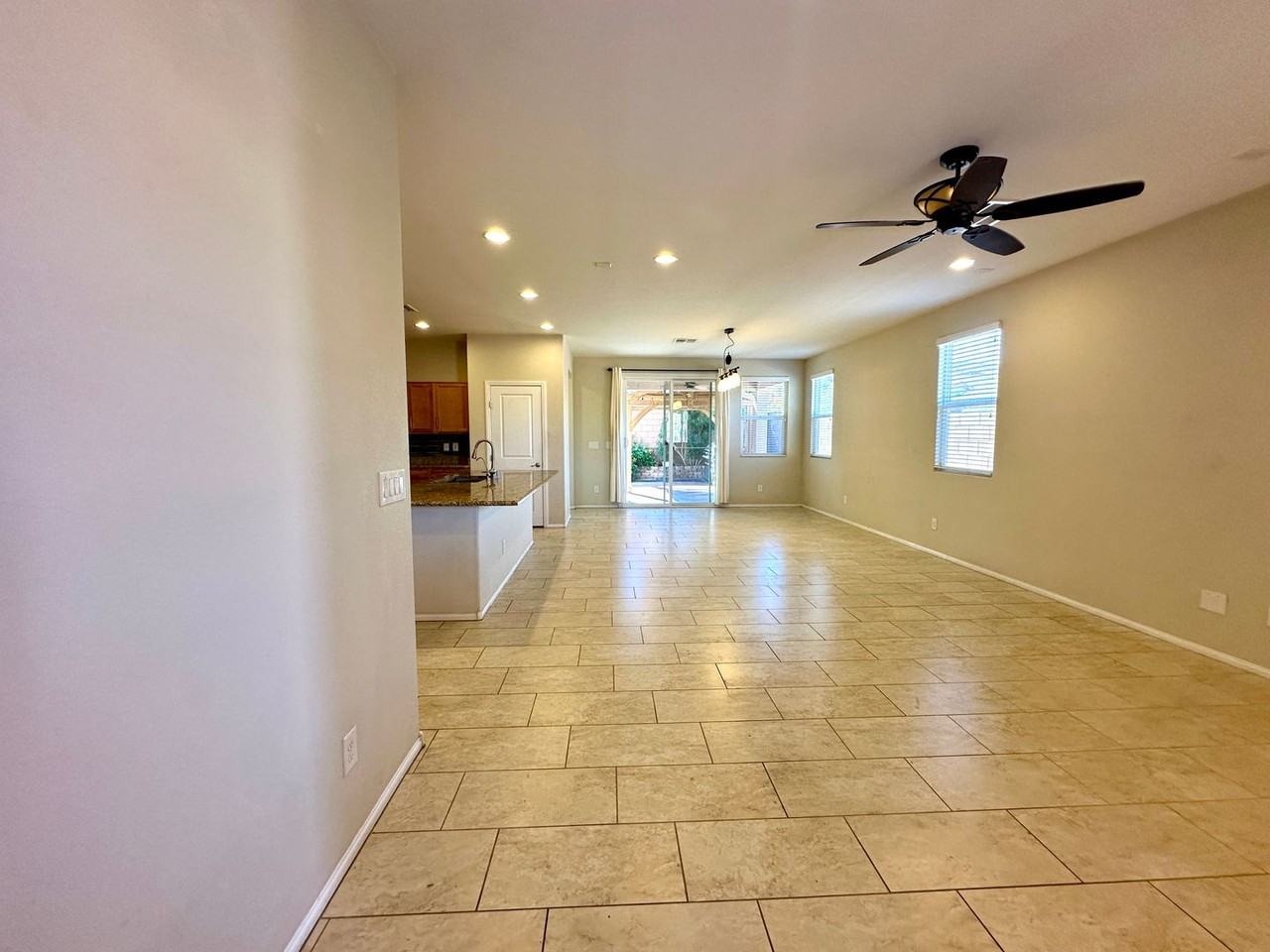 703 Shiva Street - Photo 4 of 33