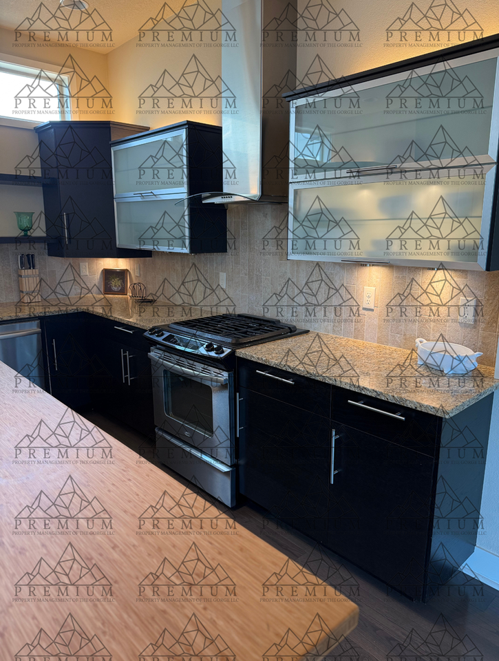 166 Blue Heron Ct - Photo 5 of 17