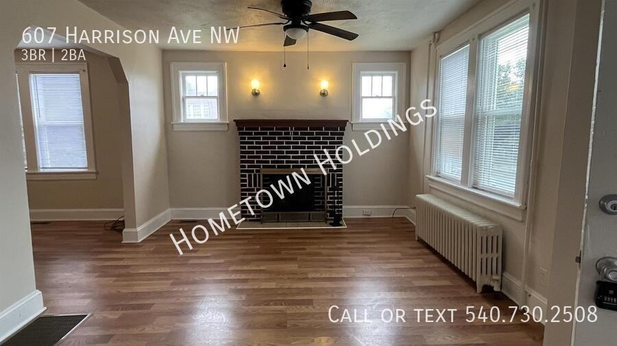 607 Harrison Ave Nw - Photo 3 of 21