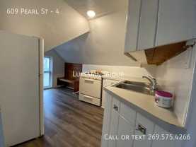 609 Pearl St #4 - Photo 1 of 1