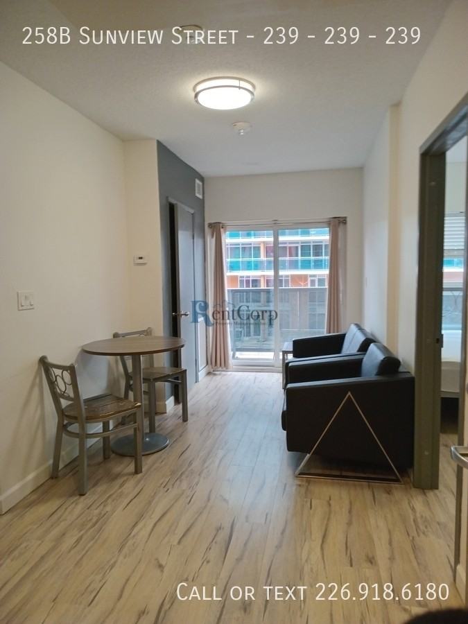 258B 258b Sunview Street - 239 - 239 #239 - Photo 2 of 20