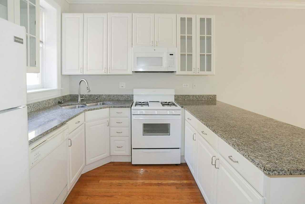 3852-54 North Southport Avenue, Unit 2 - Photo 3 of 14