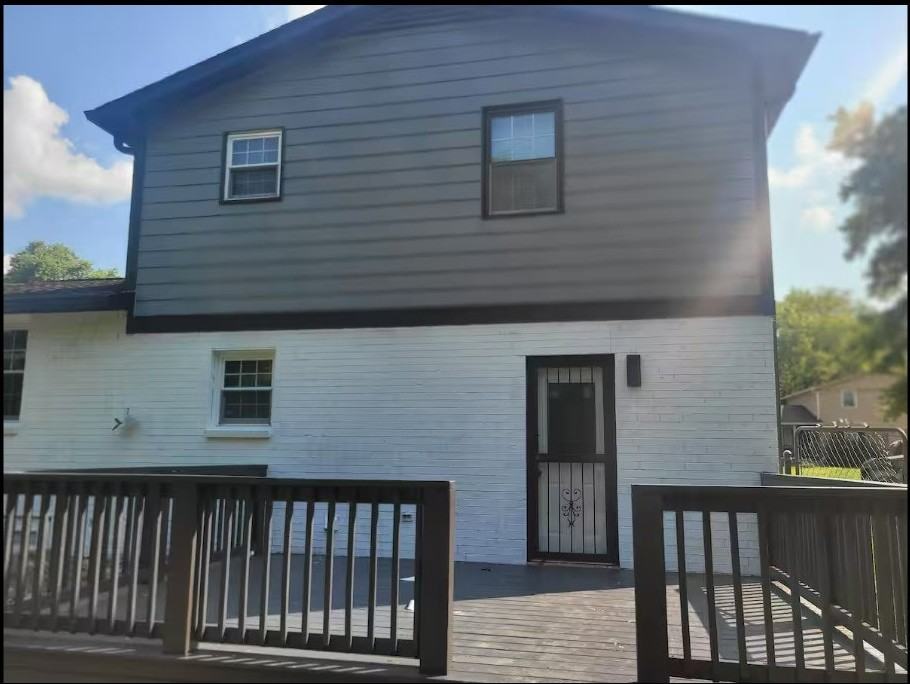 4880 Barclay Square Drive - Photo 3 of 24