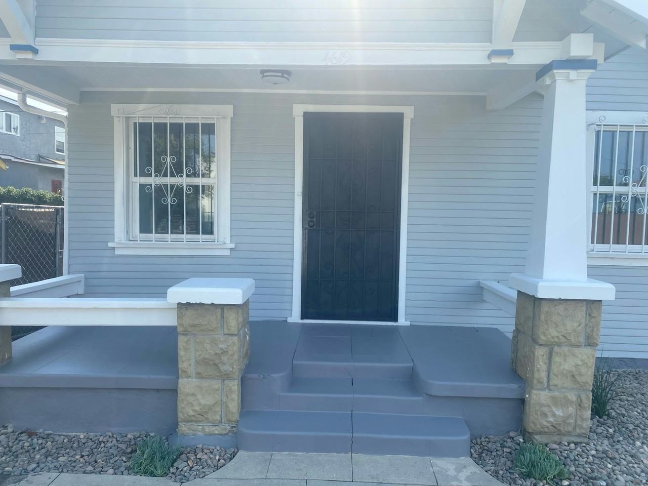 4619 South Raymond Avenue - Photo 4 of 10