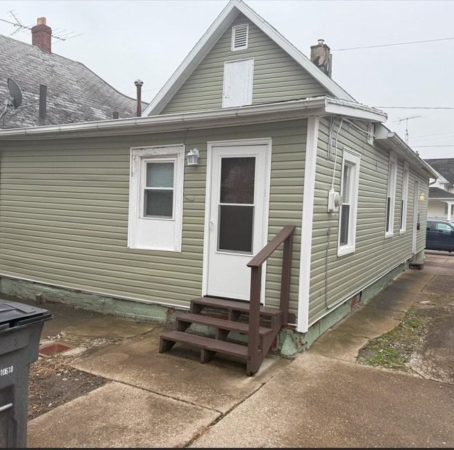 319 Dexter Street - Photo 2 of 9