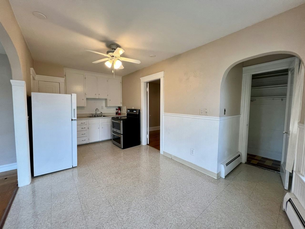 285 Baxter Street, Unit front - Photo 2 of 15