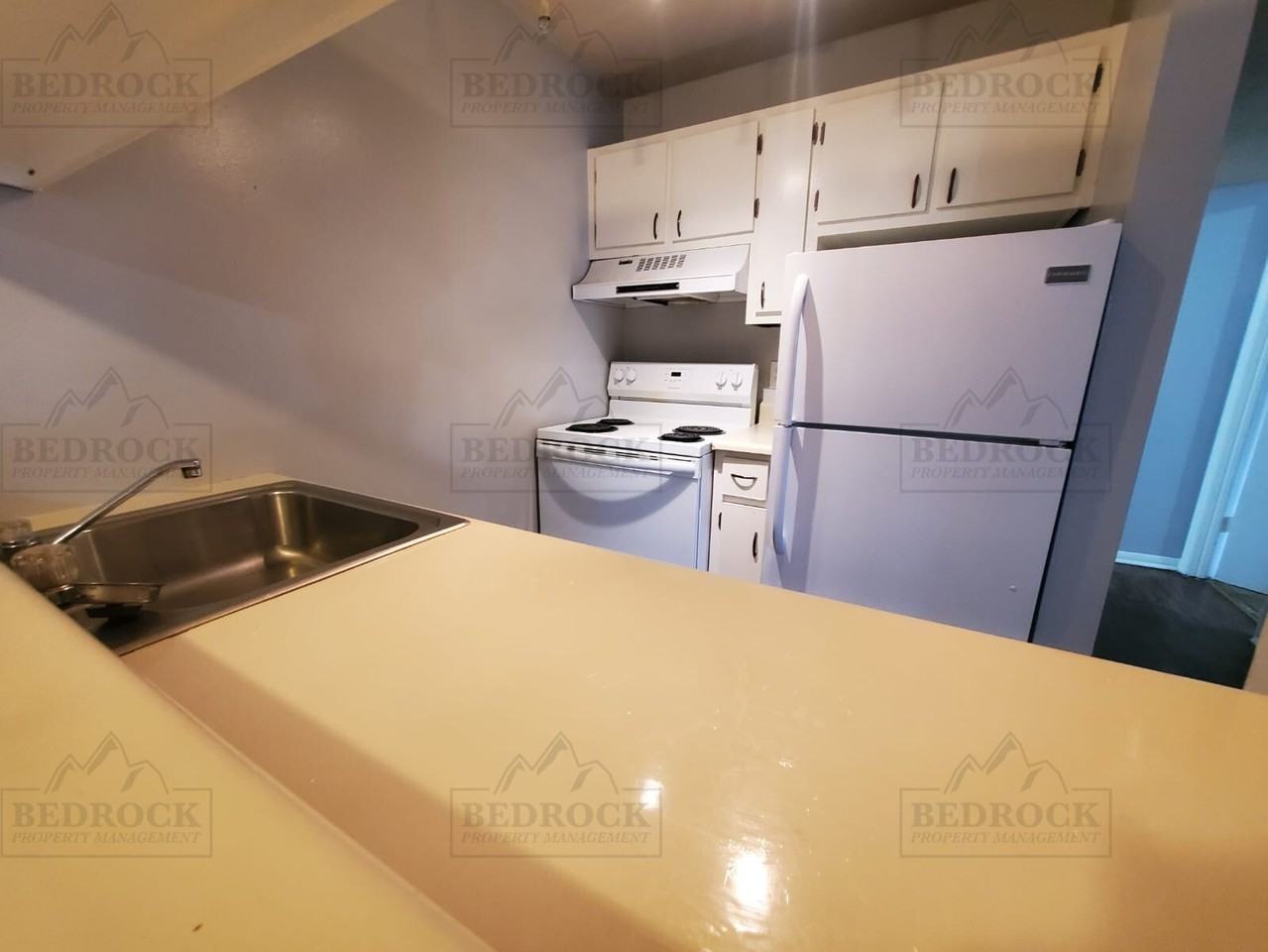 4010 Bob Wallace Avenue Southwest - Photo 3 of 7