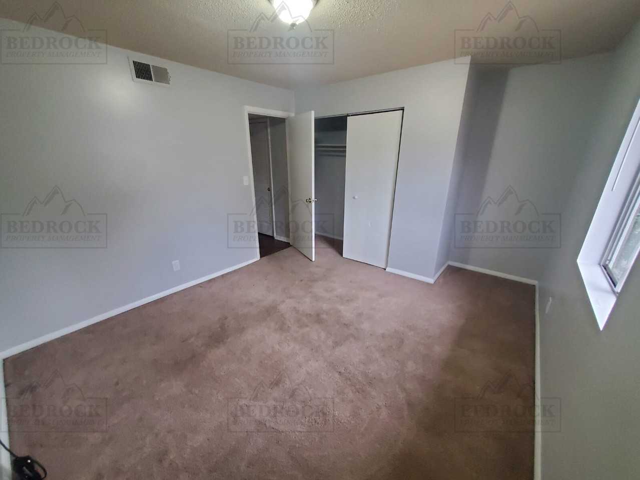 4010 Bob Wallace Avenue Southwest - Photo 4 of 7