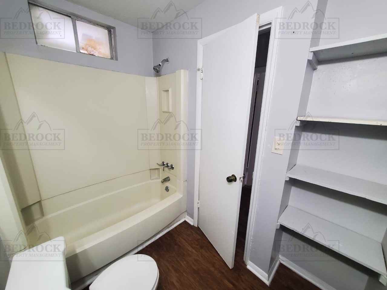 4010 Bob Wallace Avenue Southwest - Photo 6 of 7