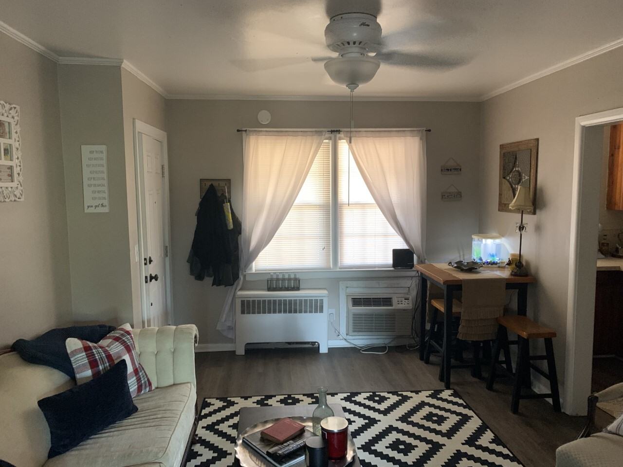 1421 Shirley Street - Photo 2 of 12