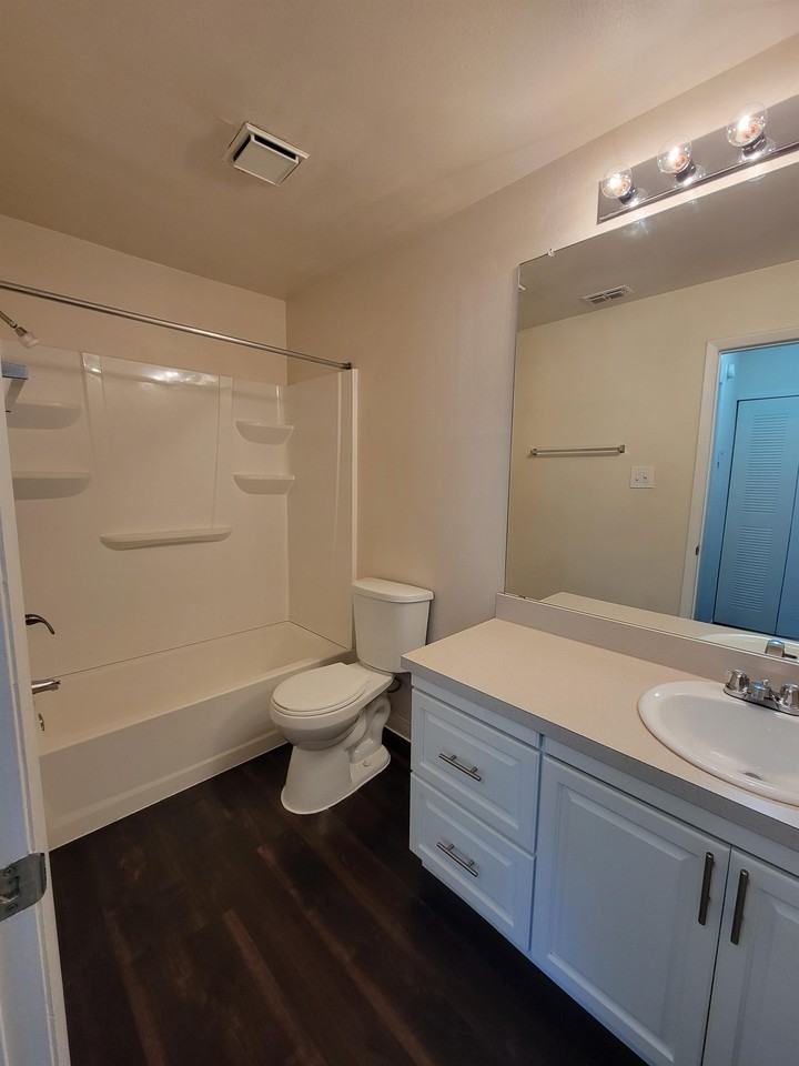 06-201 - Photo 5 of 6