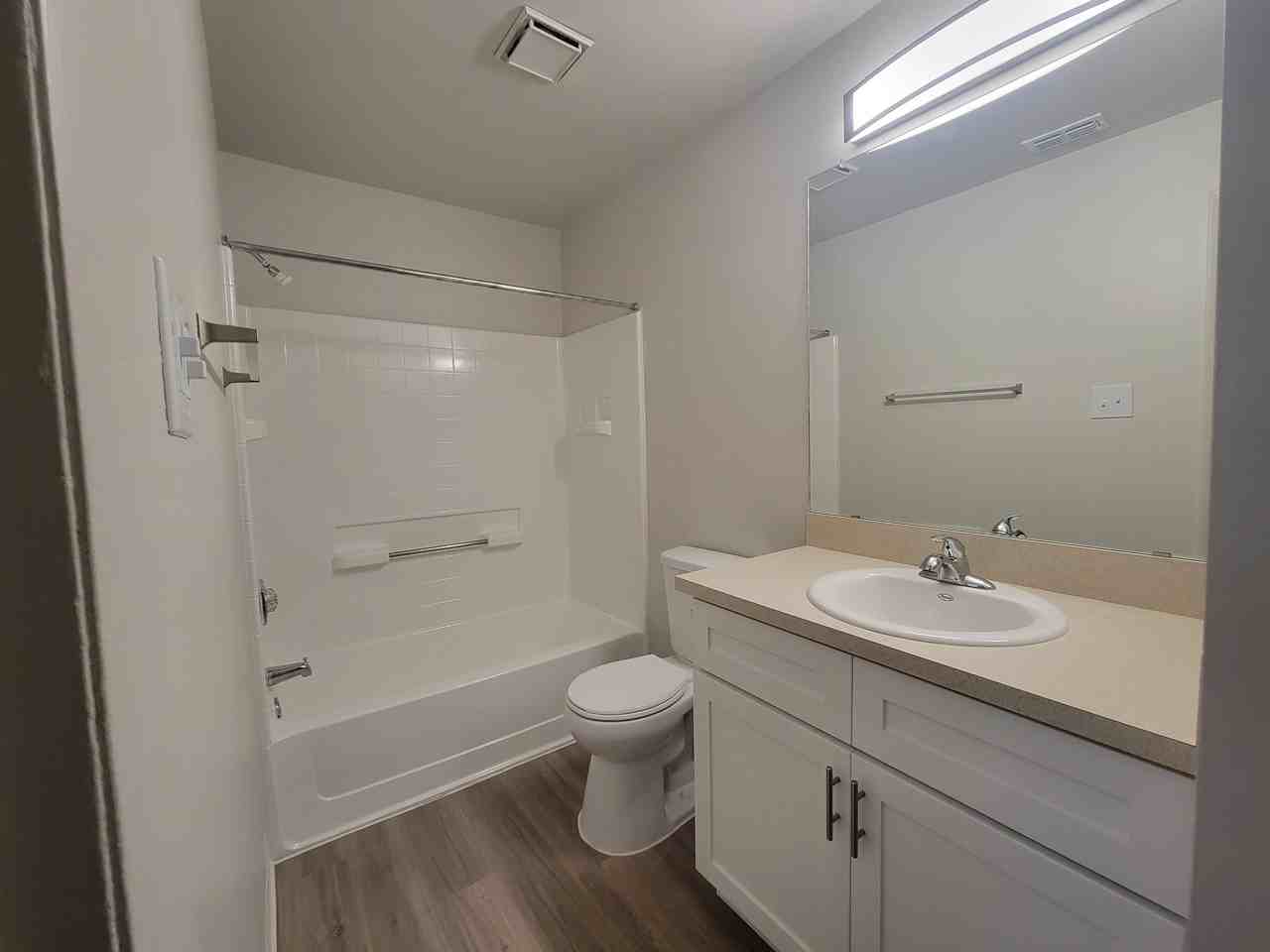 47-104 - Photo 4 of 6