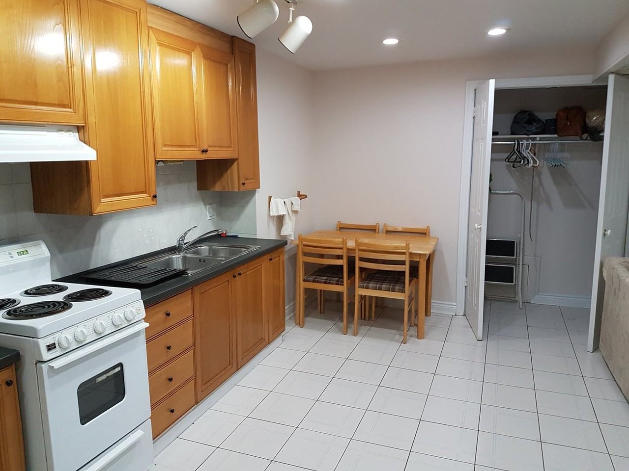 8167 Martin Grove Rd - Photo 2 of 10