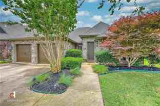 1602 Ne Greenbrier Rd - Photo 1 of 1