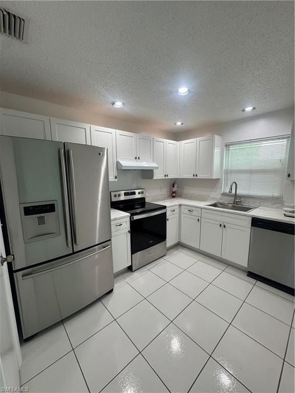 25 Se 23rd Pl #3 - Photo 2 of 7