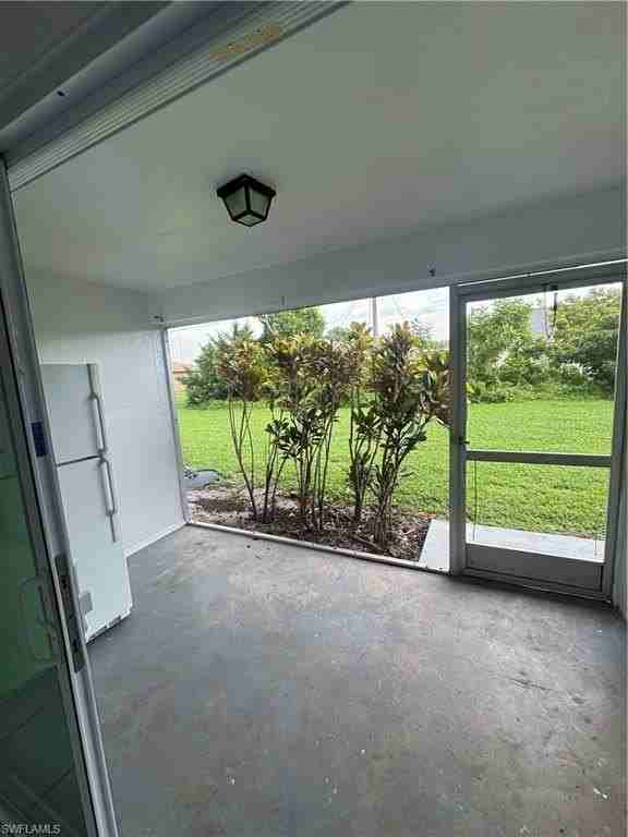 25 Se 23rd Pl #3 - Photo 3 of 7