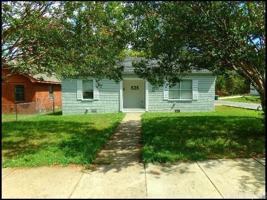 featured image of 525 South Oak Street