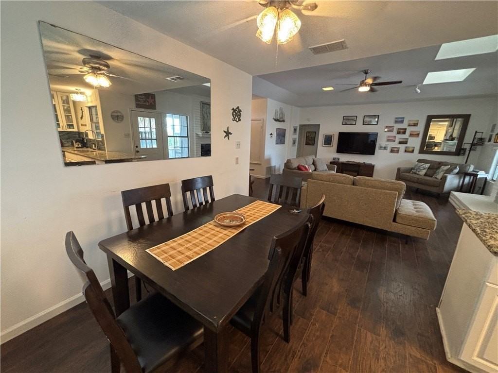 13829 Whitecap Blvd - Photo 6 of 14