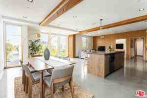 featured image of 547 N Sweetzer Ave #102