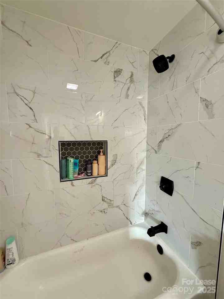 905 Lyme Brook Lane - Photo 6 of 16