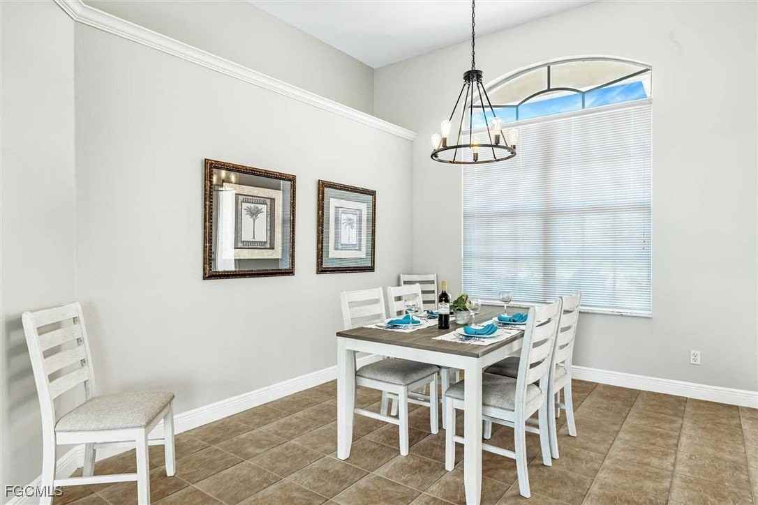 2601 Sw 39th Ter - Photo 7 of 30