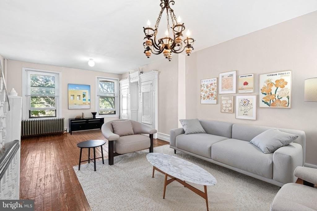 2324 Poplar St #2F - Photo 2 of 17